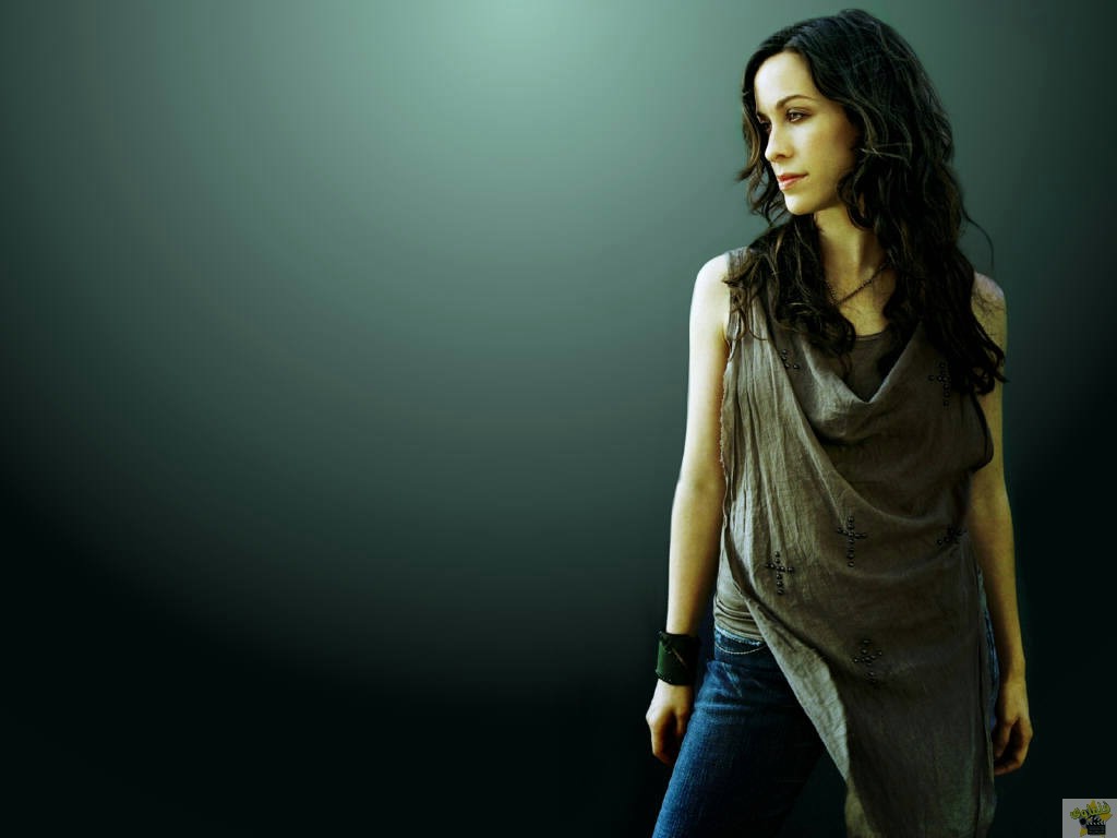 Alanis-Morissette-5